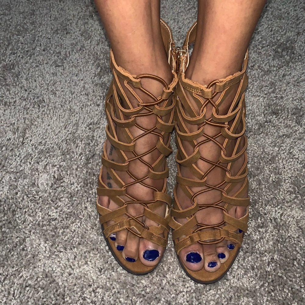 Women’s Strappy Wedge Heel Sandals